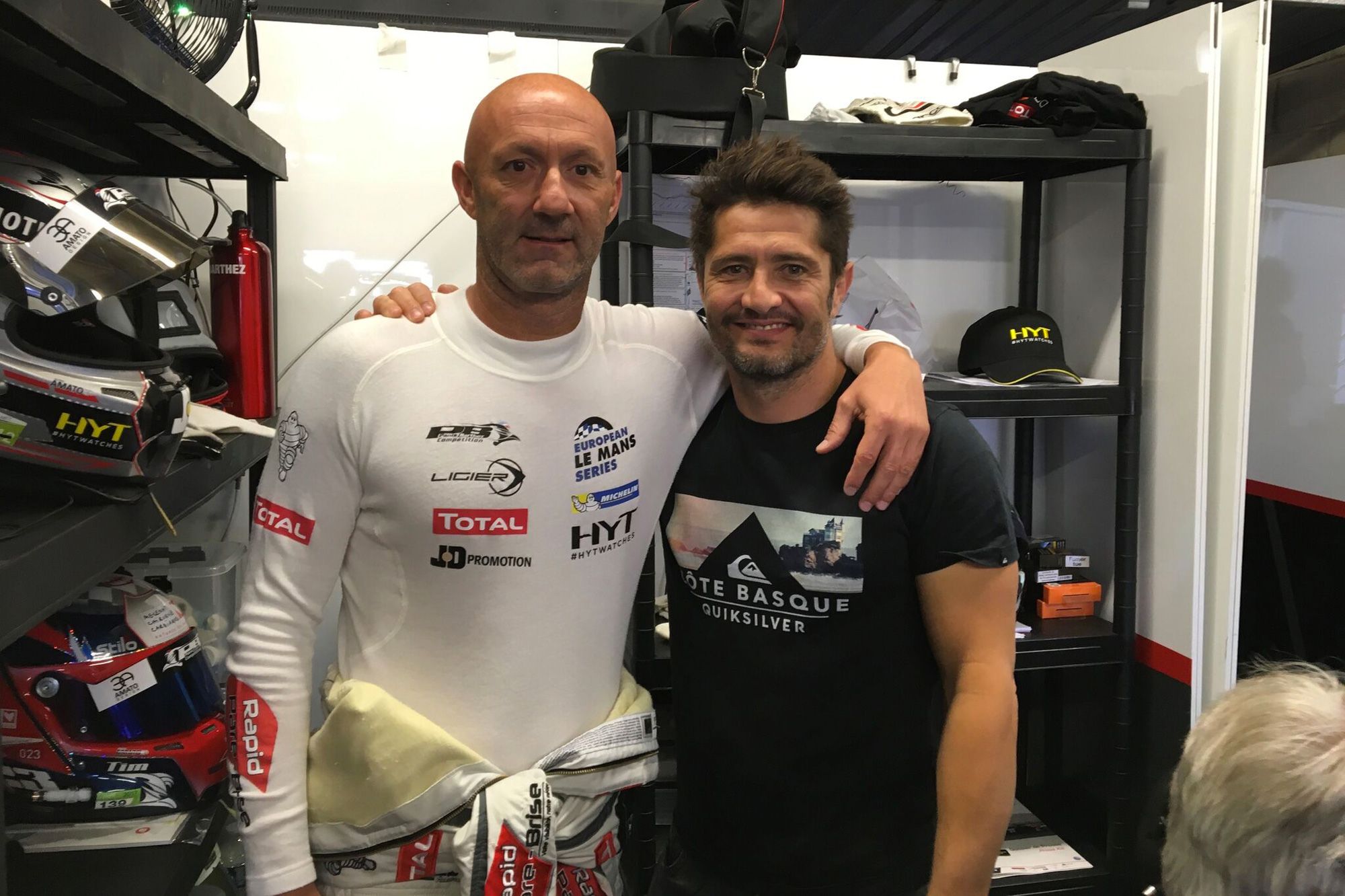 La nouvelle vie de Fabien Barthez contée par Bixente Lizarazu