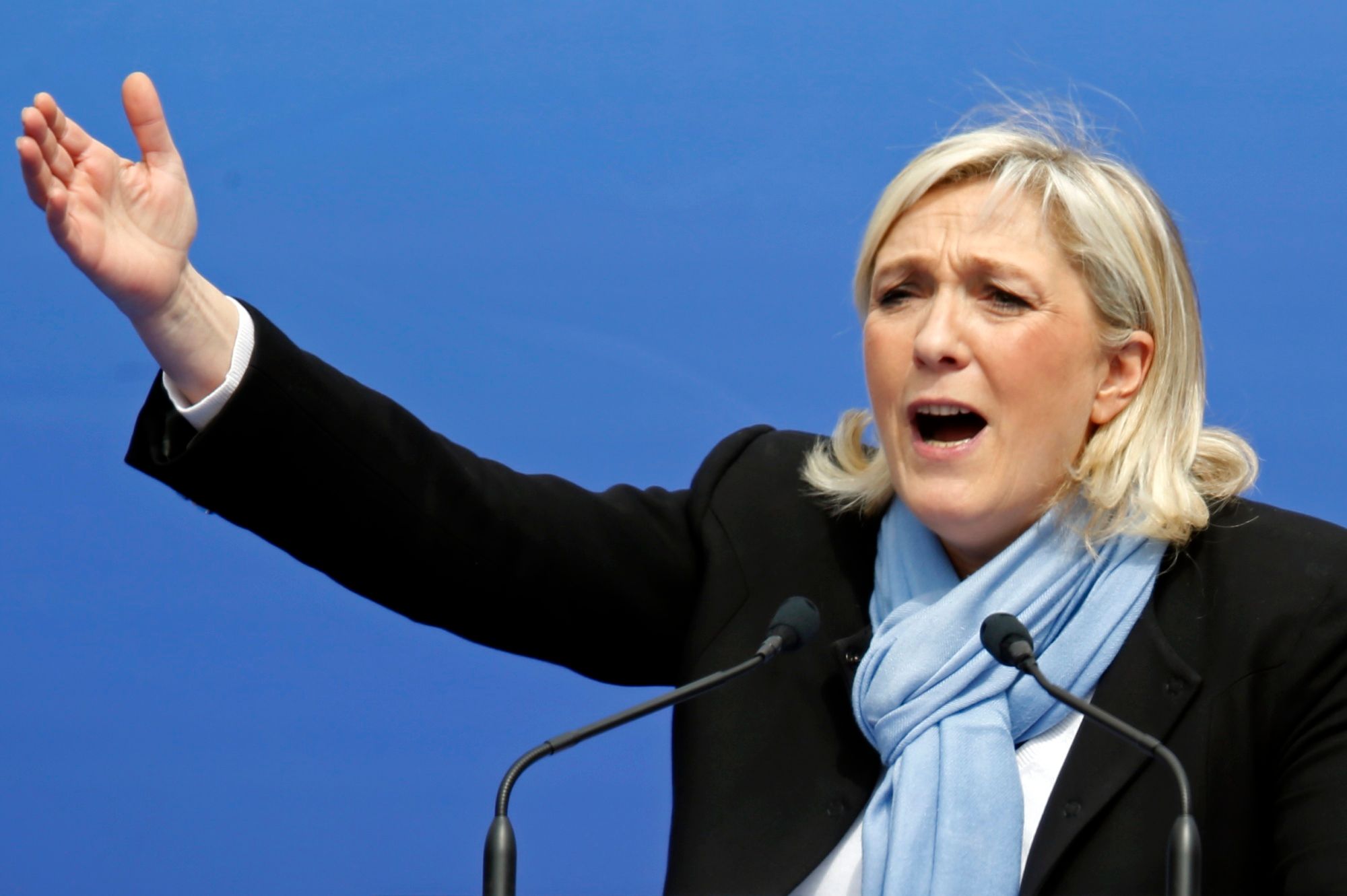 Accident de piscine pour Marine Le Pen - Front National