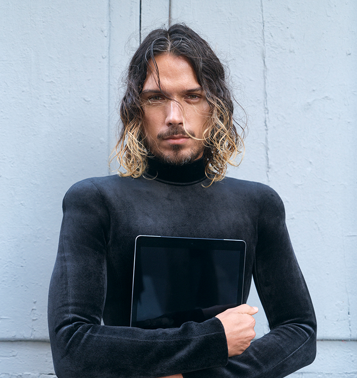 Star Magazine Design Connaissez-vous Harry Nuriev, la nouvelle star du design