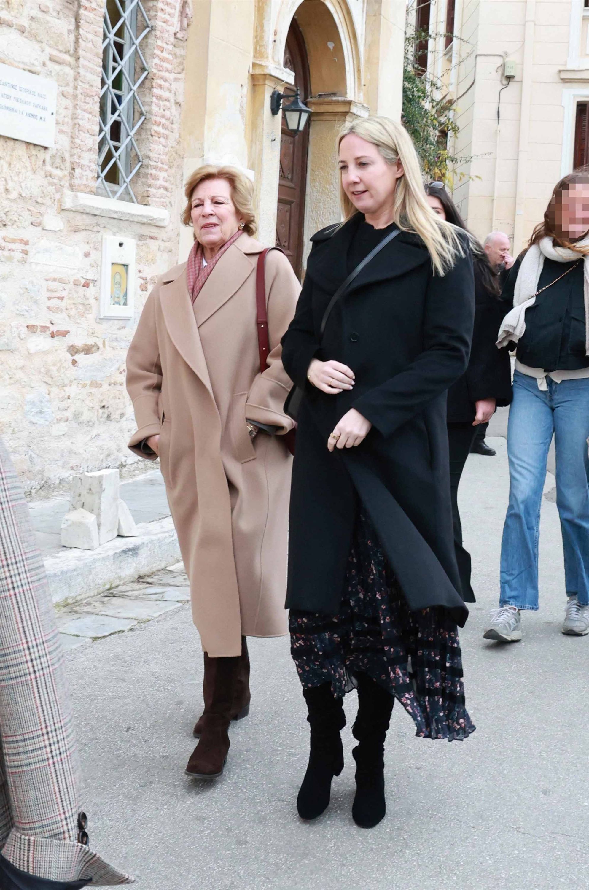 Répétition de mariage pour le prince Nikolaos et Chrysí, la famille ...