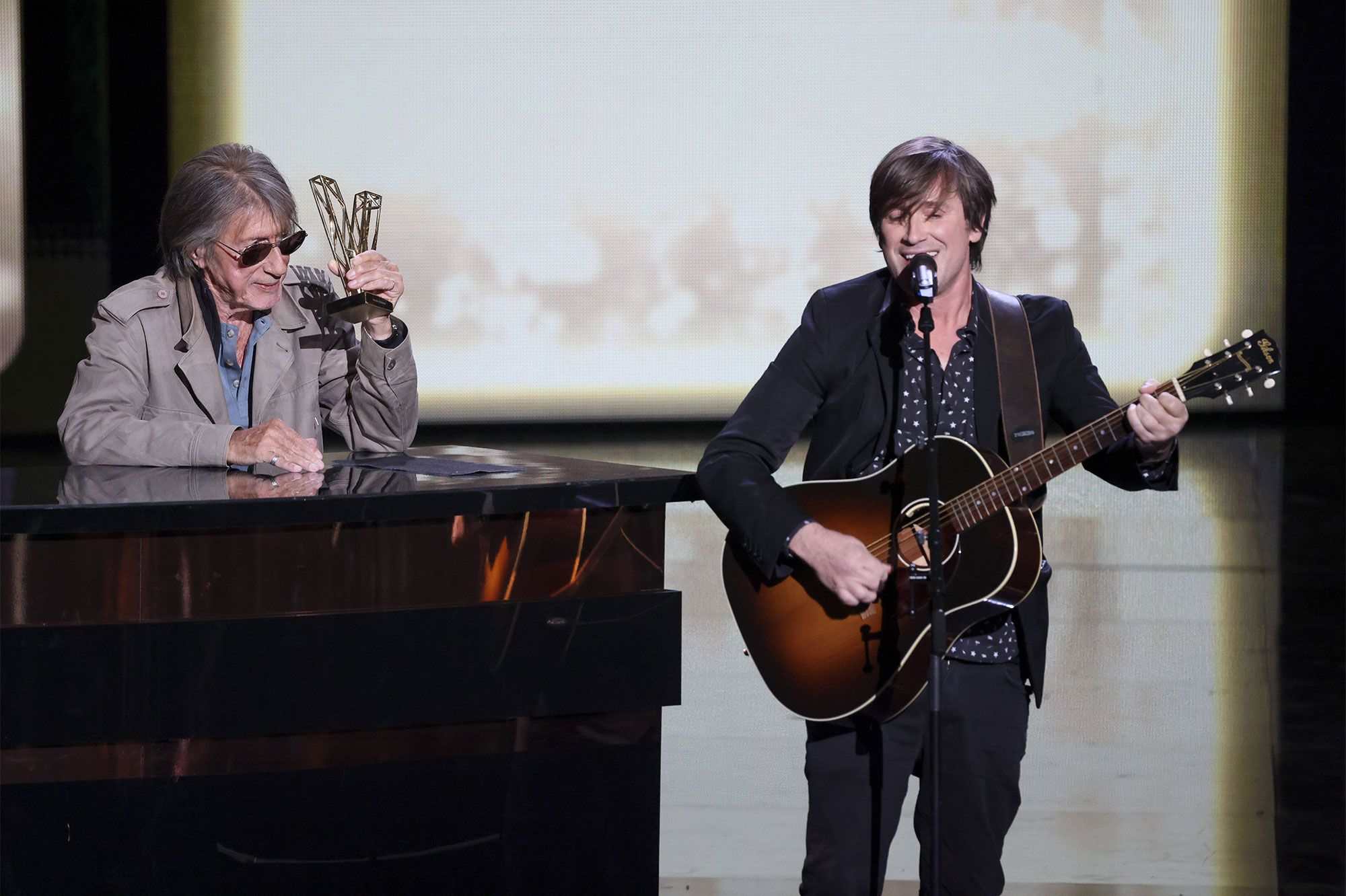 Les mots touchants de Thomas Dutronc à son père Jacques aux Victoires ...