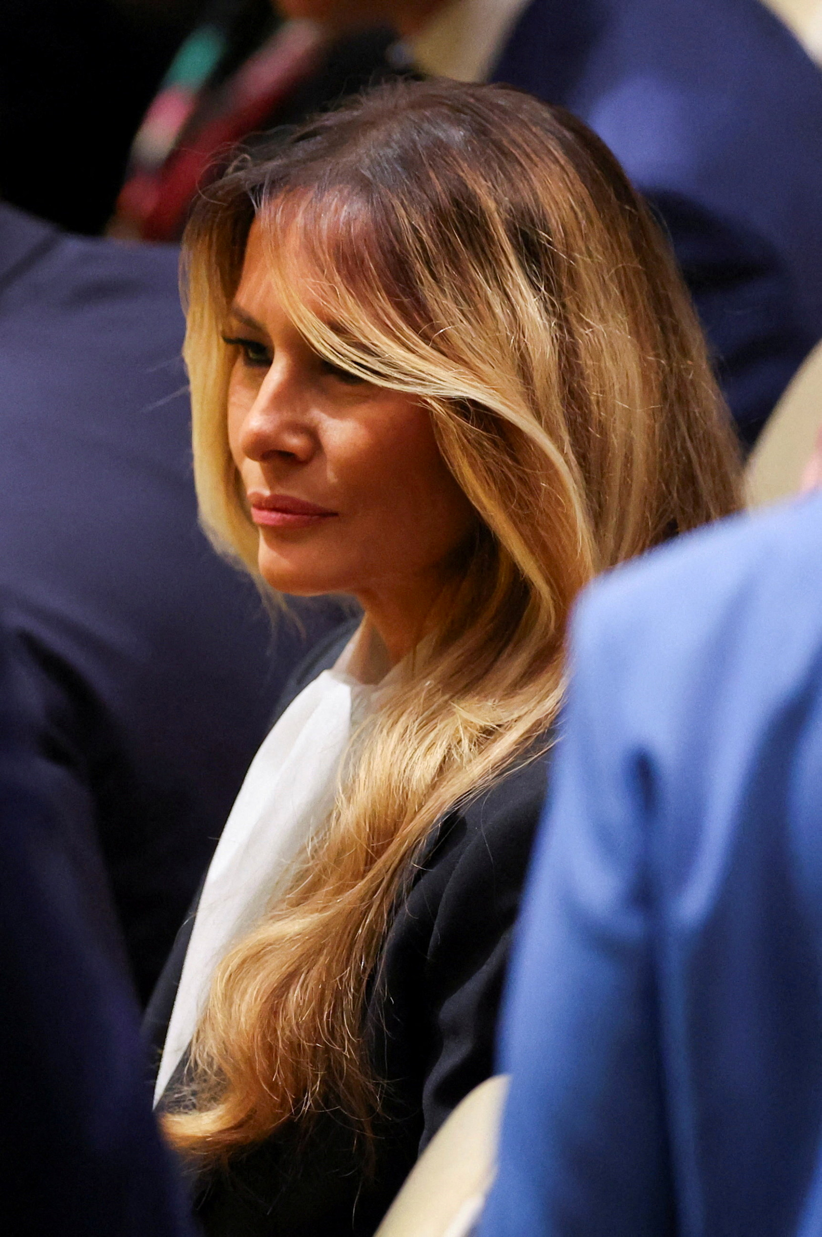 La discrète apparition de Melania Trump à l'ONU, entourée des autres ...