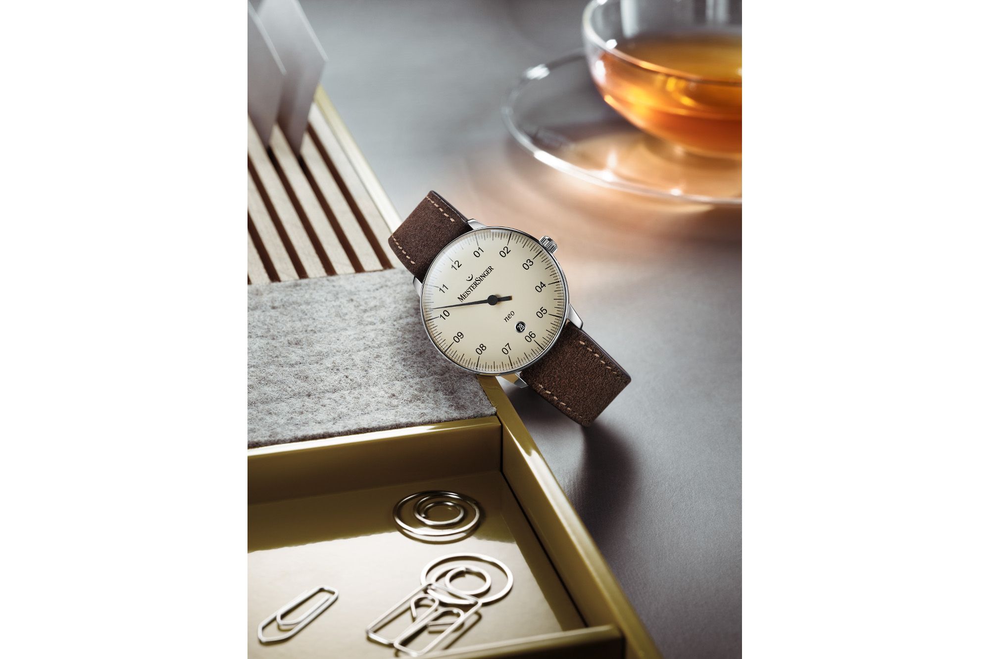 Les montres MeisterSinger font leur entrée au Bon Marché et au ...