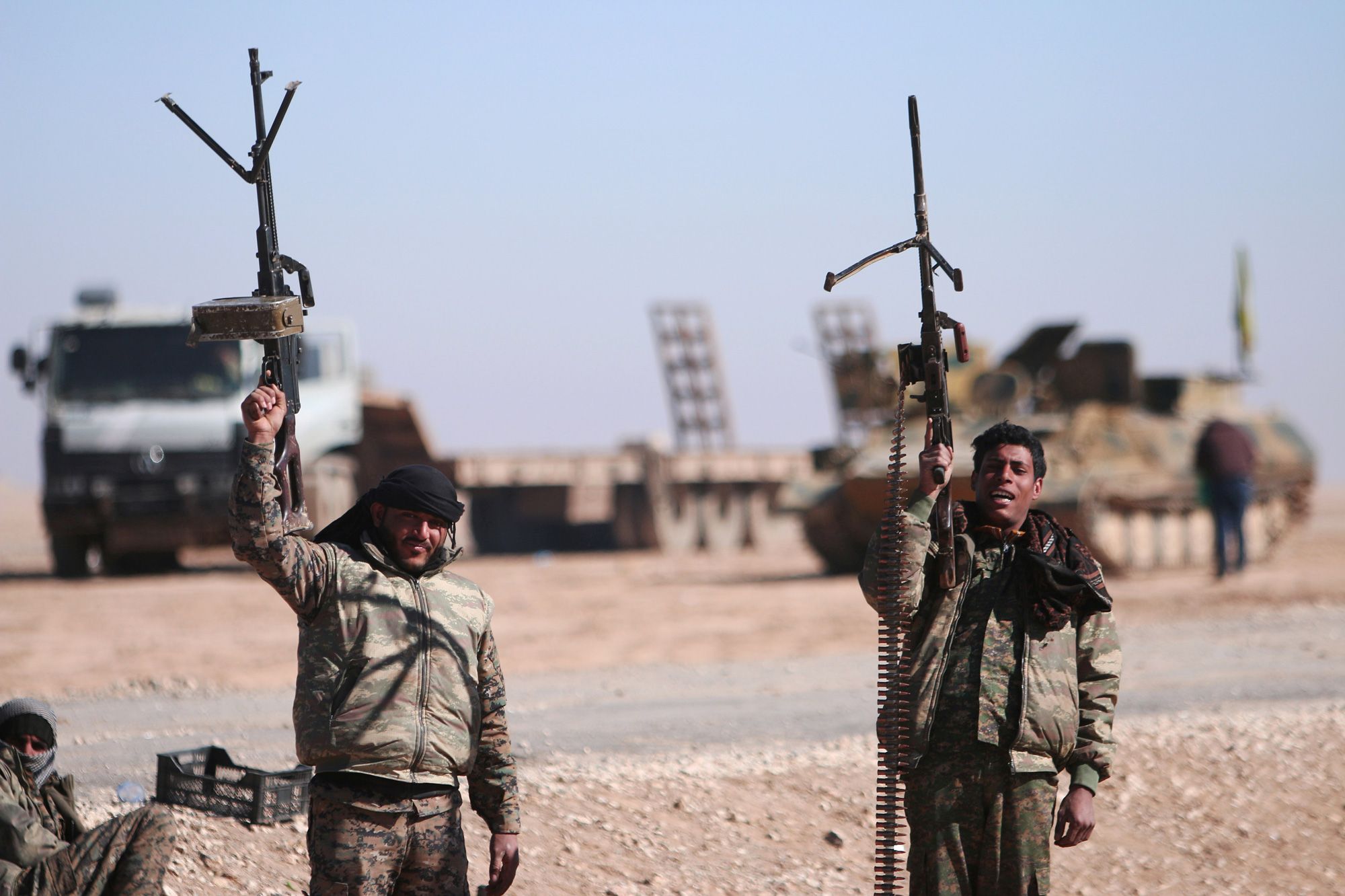 Syrie : des combattants arabes et kurdes entrent dans Raqqa