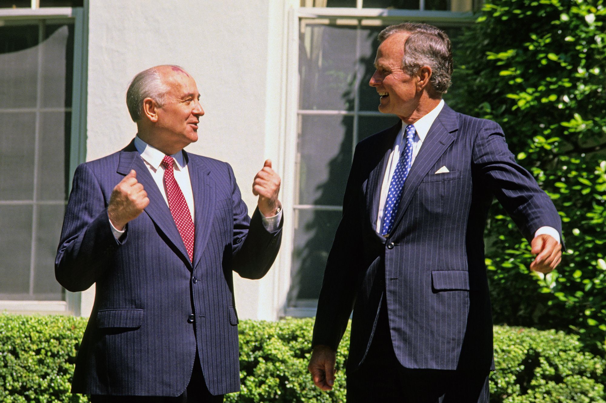 C'était dans Match : la rencontre historique entre George H.W. Bush et ...