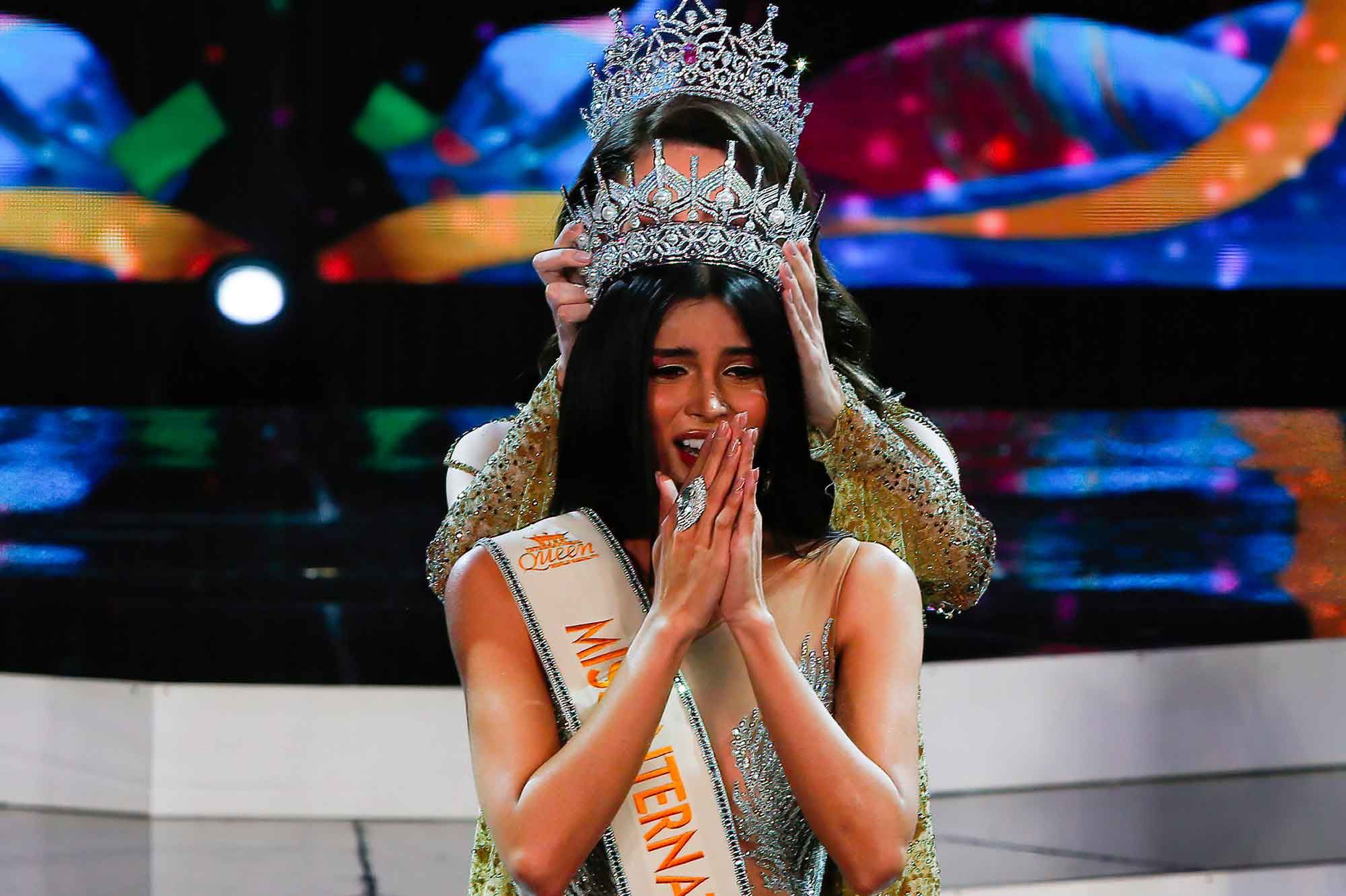 En images, Fuschia Anne Ravena sacrée «Miss univers» trans