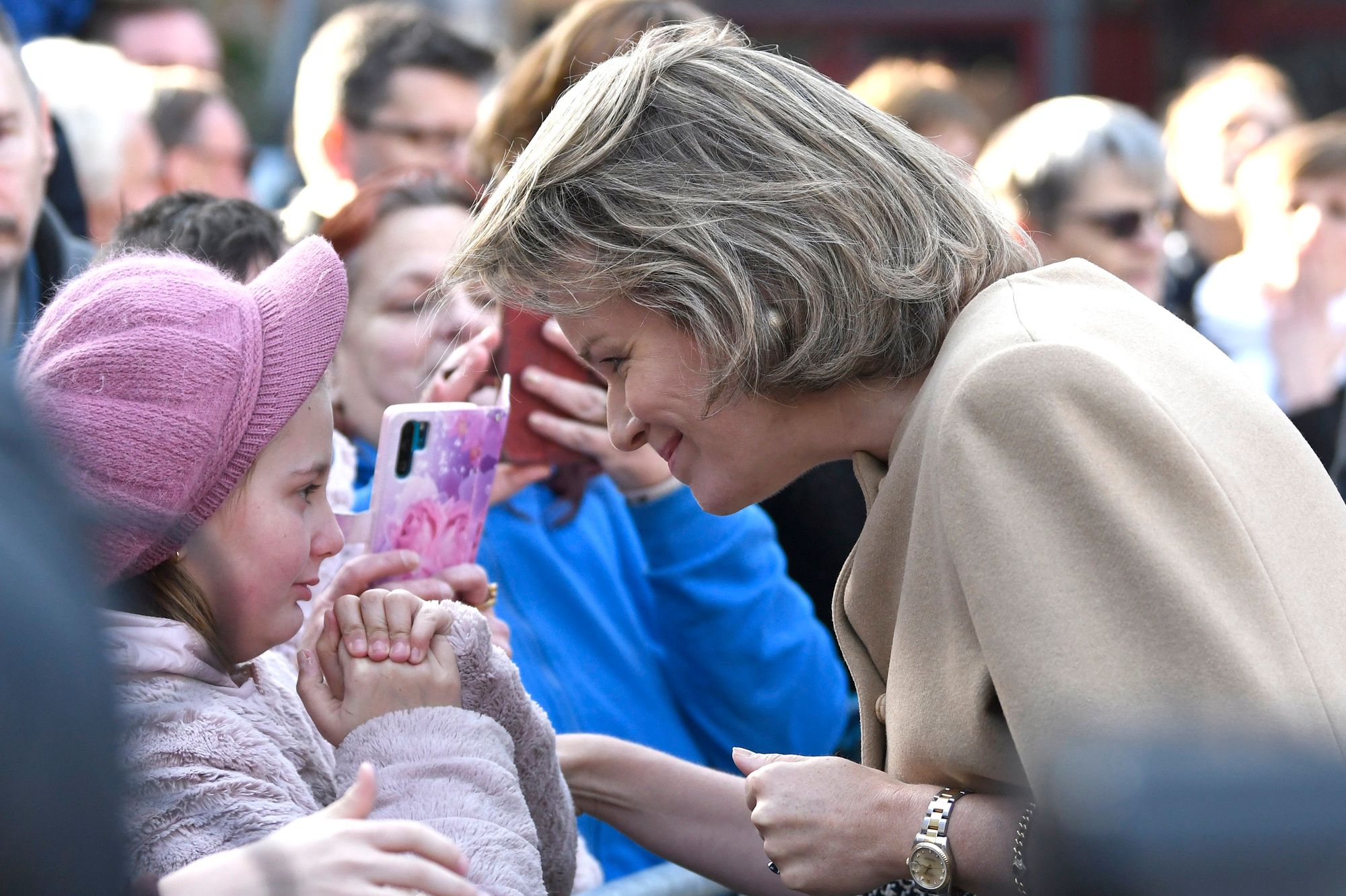 La reine Mathilde en solo dans la province de Liège, alors que le roi ...