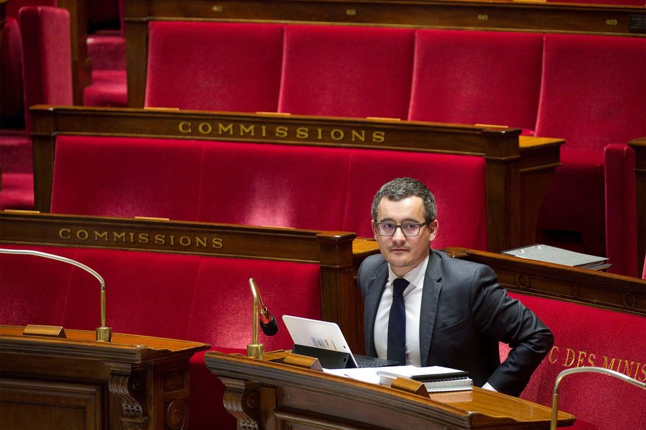 Appel à la démission de Gérald Darmanin : Laurent Wauquiez critiqué par ...