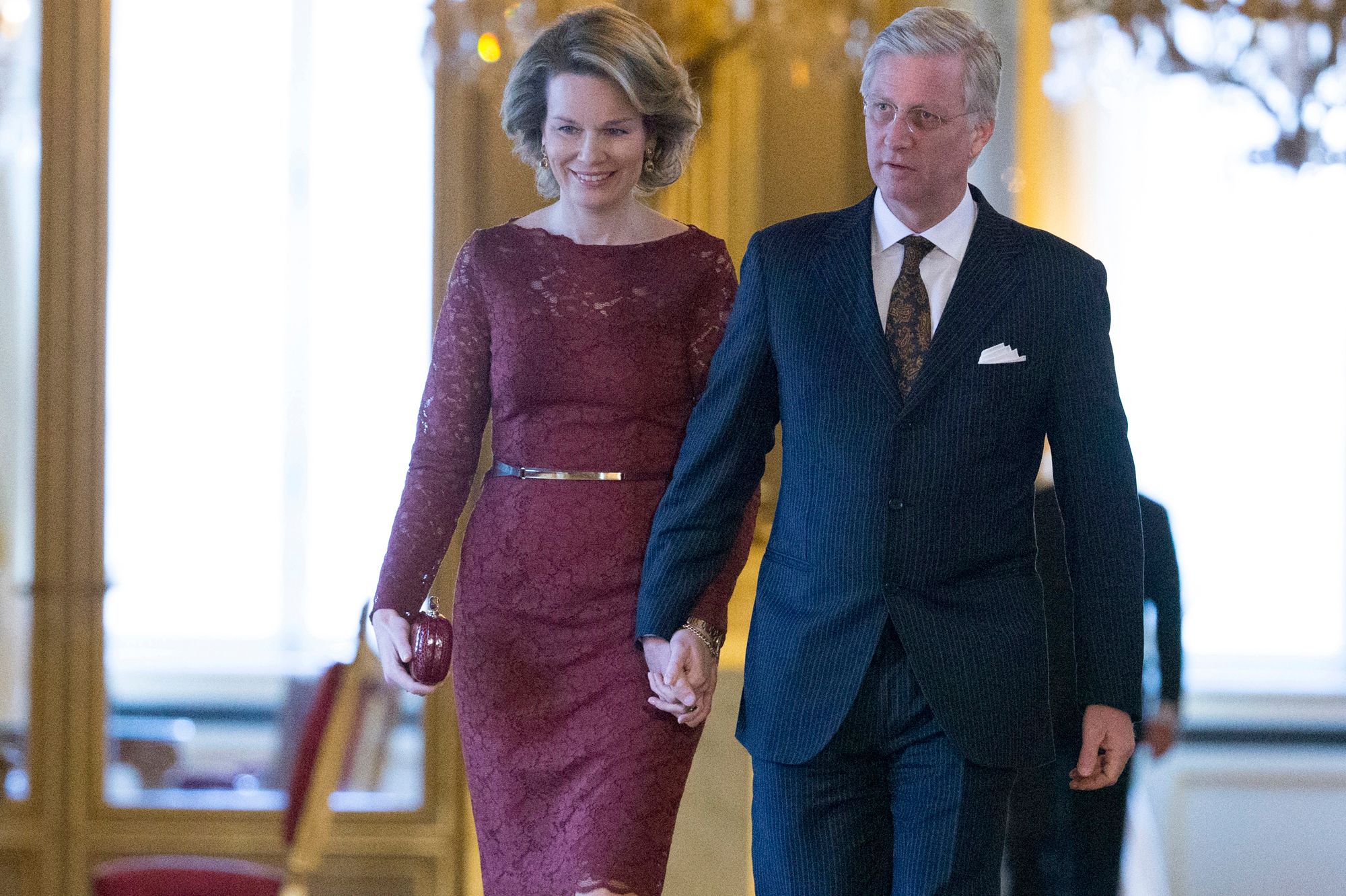 Royal Style – Reine des Belges - Quand Mathilde invite la dentelle dans ...
