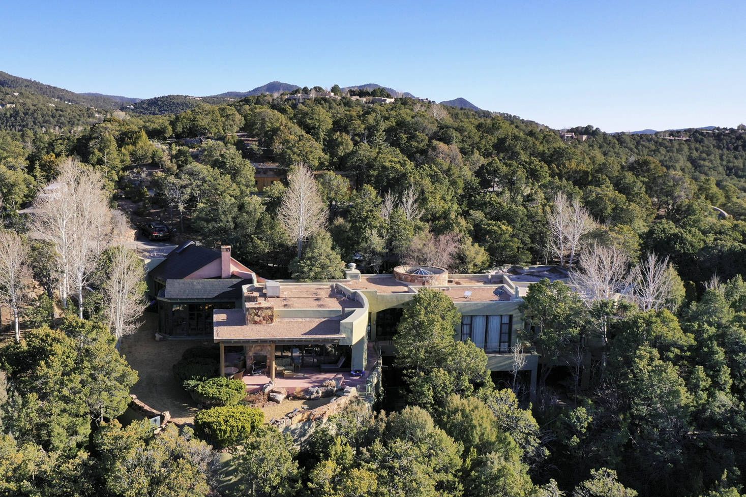La maison où Gene Hackman est décédé avec son épouse vendue en ...