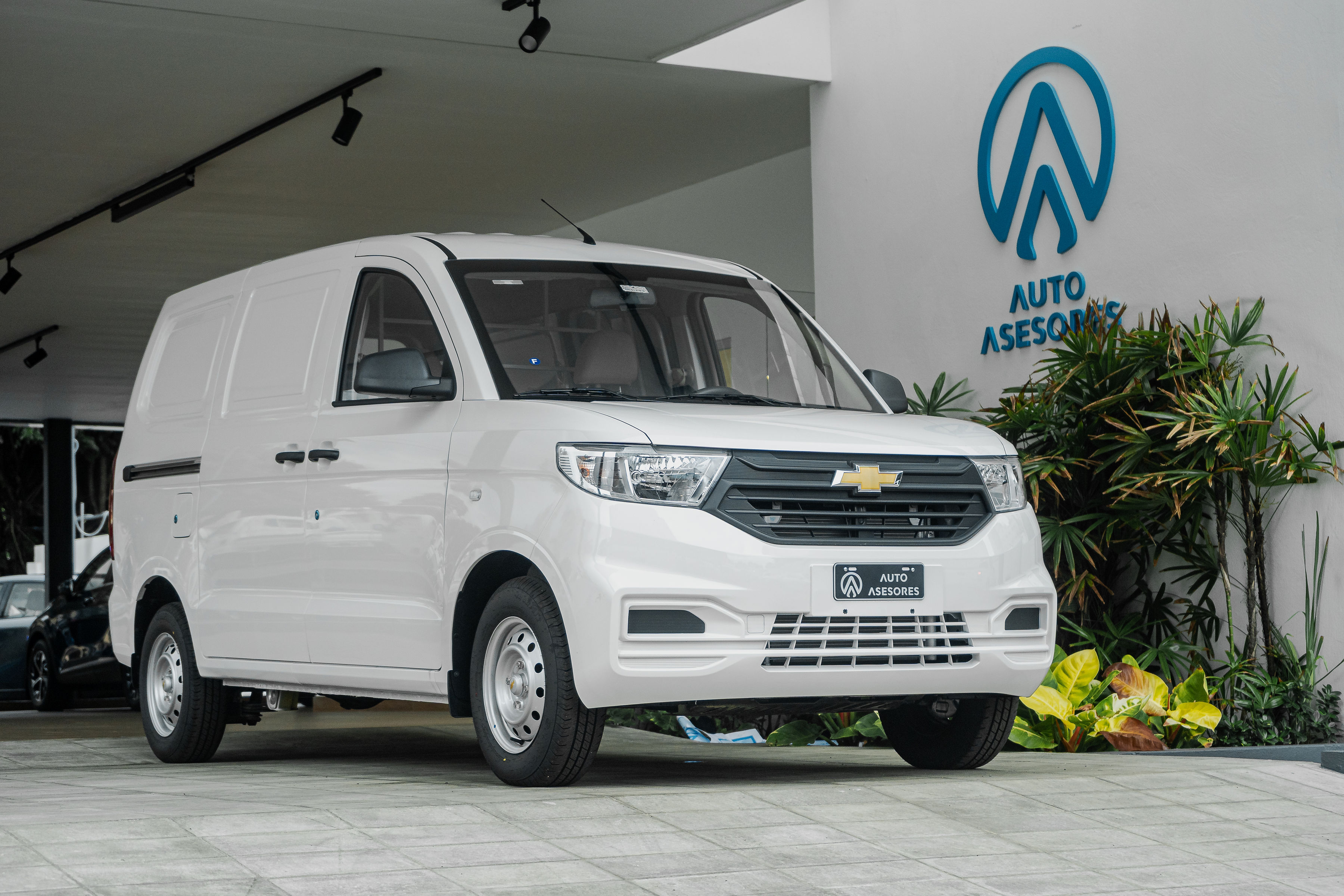 Chevrolet N400 Cargo