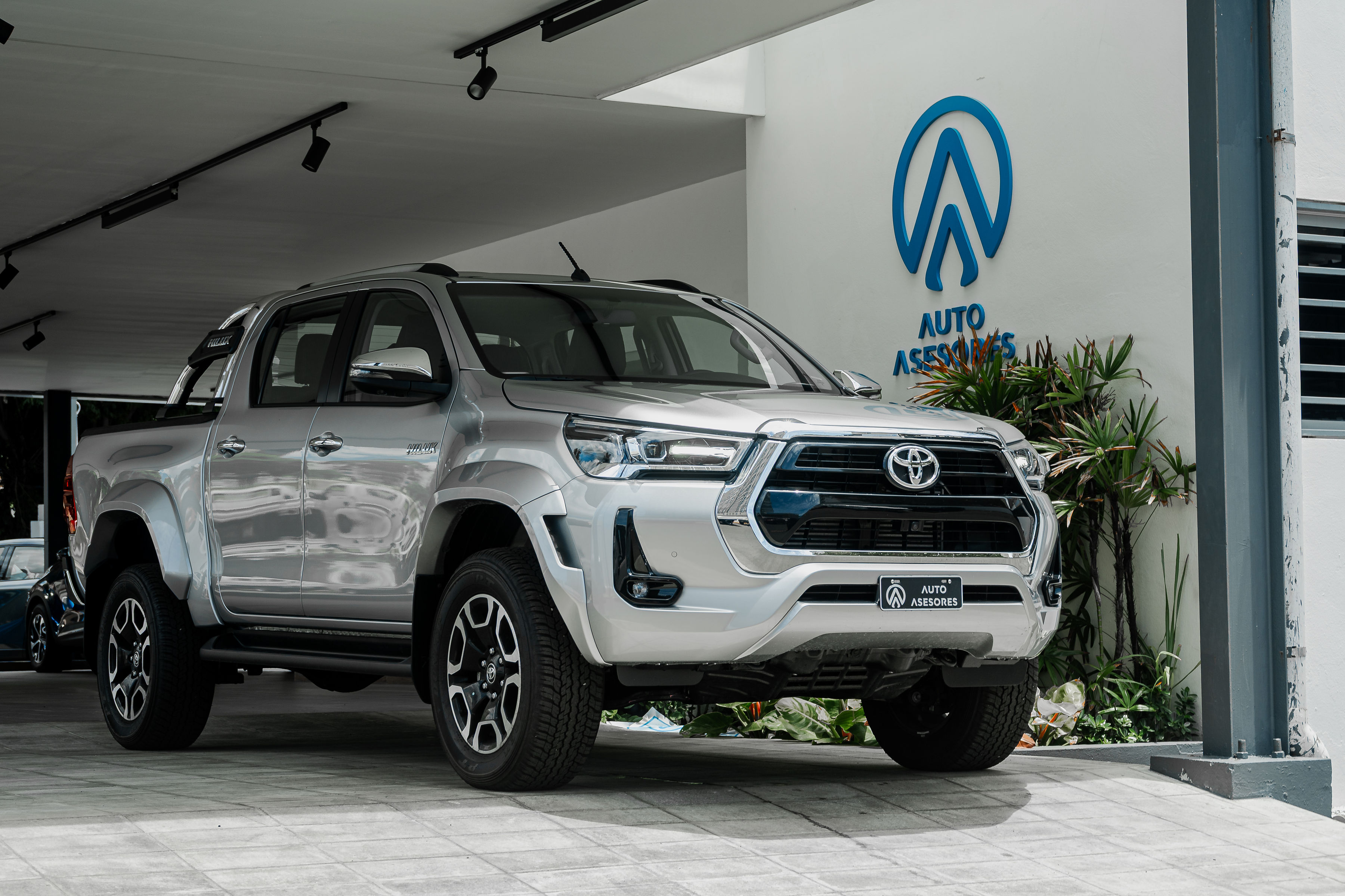 Toyota Hilux Limited Wide Tread