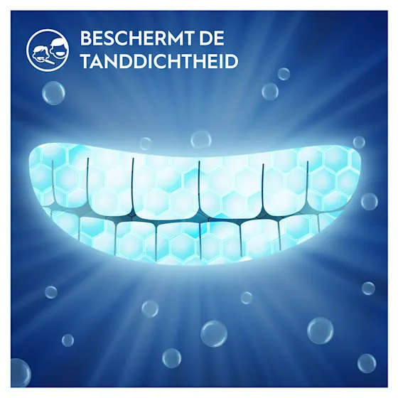 Oral-B Pro-Junior 6-12 tandpasta, met de claim 'Stopt vroege gaatjes en beschermt de dichtheid van de tanden'.