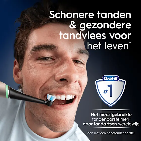 Oral-B iO 10 Ultimate Lunar Gold elektrische tandenborstel, special edition, met oplaad etui en iOsense magnetische oplader.