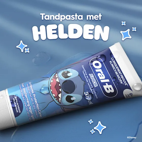 Oral-B Junior-tandpasta, met afbeeldingen van Stitch, biedt 24 uur bescherming tegen gaatjes.