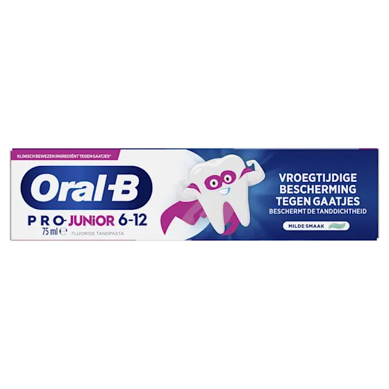 Oral-B Pro-Junior 6-12 tandpasta, met de claim 'Stopt vroege gaatjes en beschermt de dichtheid van de tanden'.
