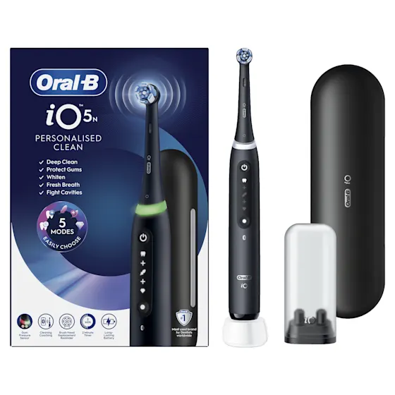 Oral-B iO Series 5N Black Electric Toothbrush + 4 Refills
