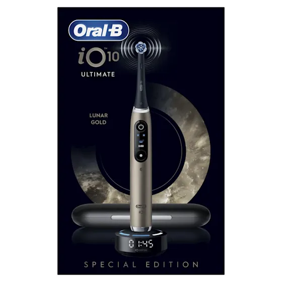 Oral-B iO 10 Ultimate Lunar Gold elektrische tandenborstel, special edition, met oplaad etui en iOsense magnetische oplader.