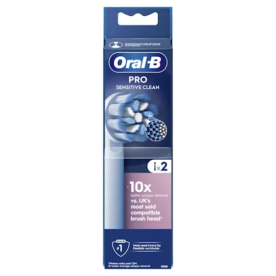 Oral-B Pro Sensitive Clean opzetborstels, verpakking met de claim "10x betere verwijdering van tandplak".