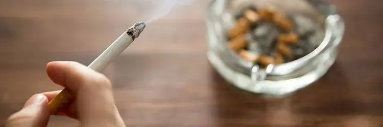 Roken en mondkanker: symptomen, risico's, preventie