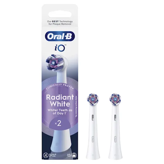 Oral-B iO opzetborstels, Radiant White, verpakking met twee stuks.