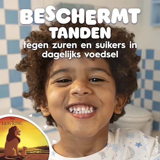 Oral-B Kids tandpasta met fluoride, 24 uur bescherming tegen cariës, en The Lion King afbeelding.