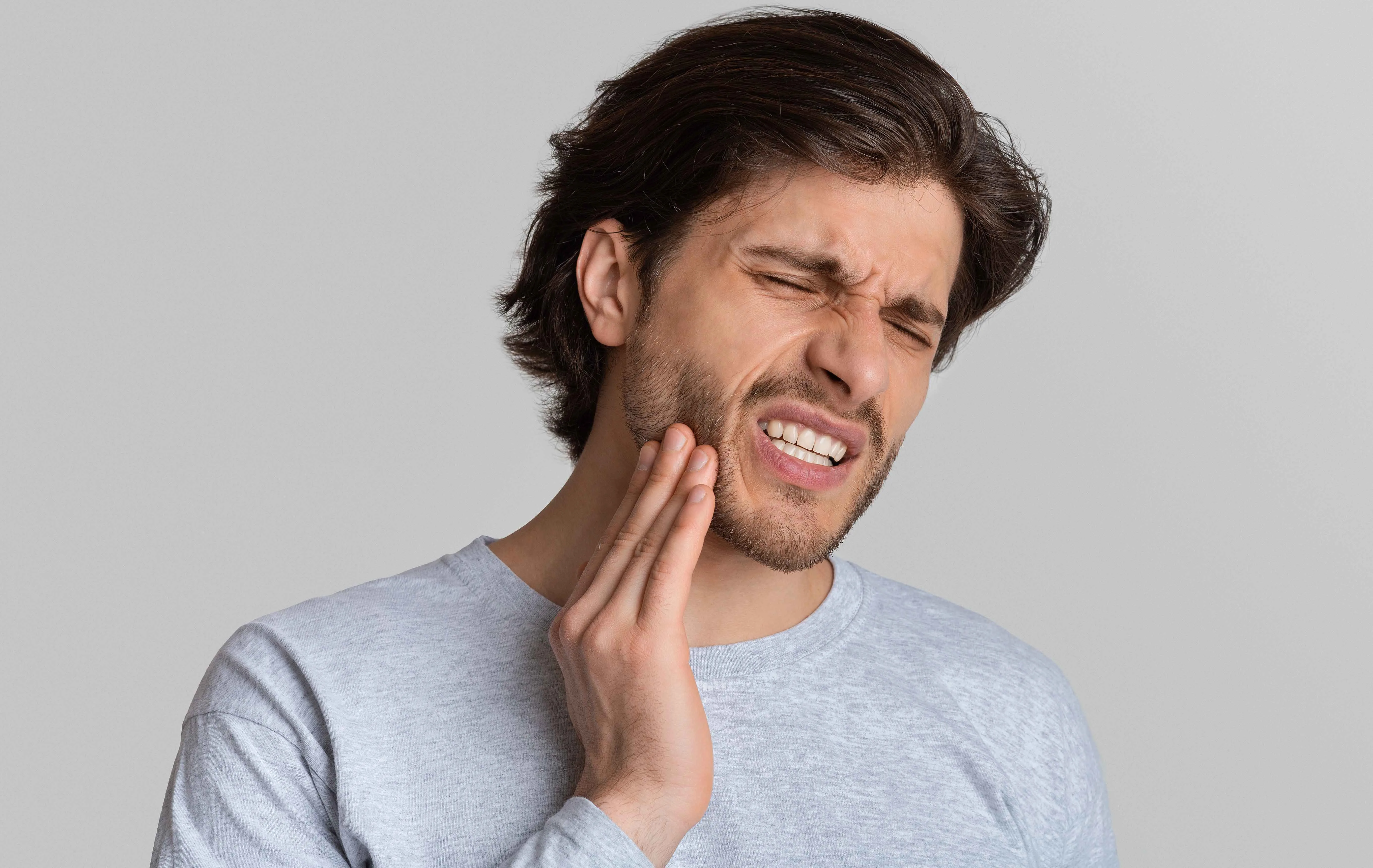 Article - Toothache Pain Relief: Effective Home Remedies and Treatments - Verlichting van tandpijn: Effectieve oplossingen en behandelingen voor thuis - HERO