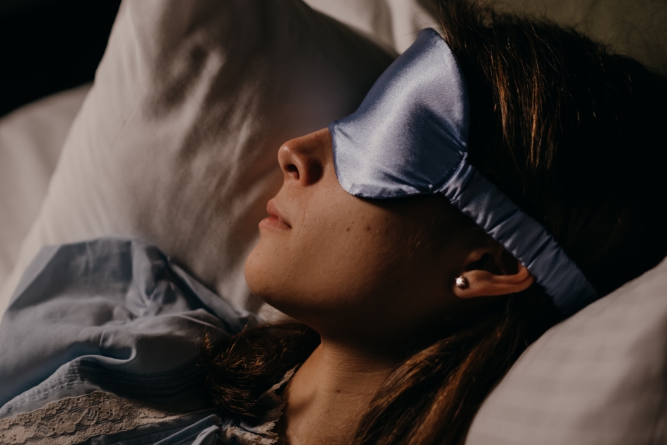 What causes sleep paralysis?