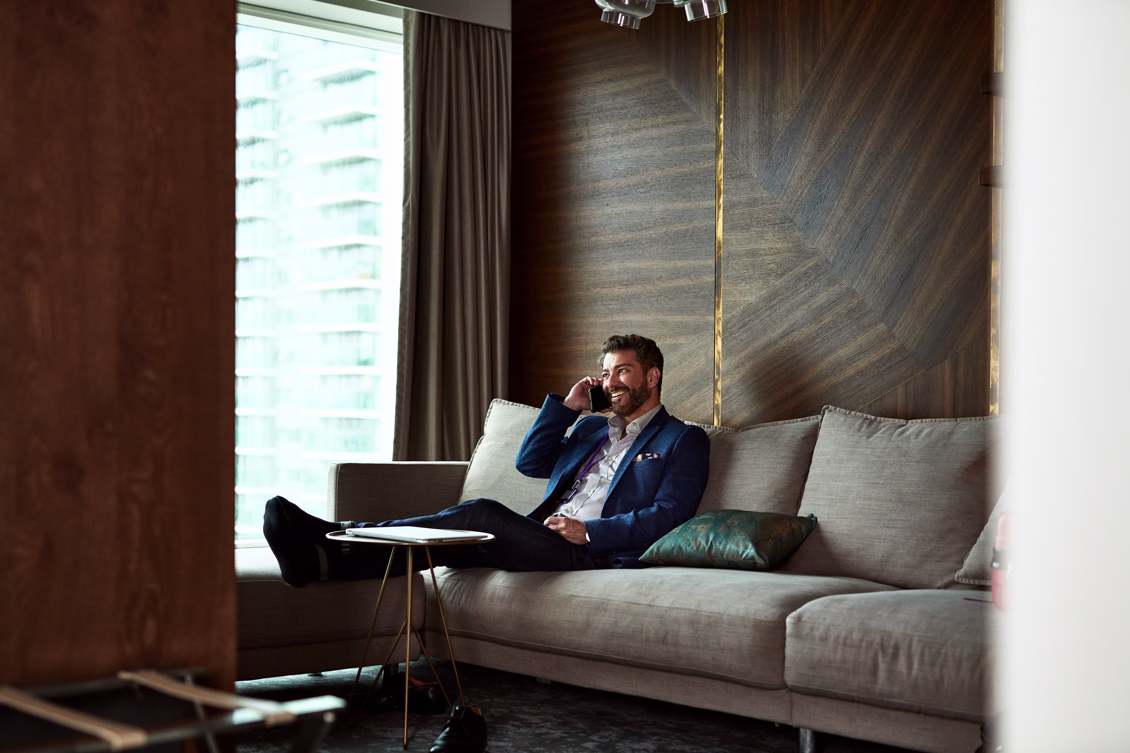 Turning flight delay stress into lounge rest - new