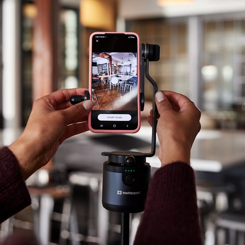 Axis Smartphone Mount | Matterport