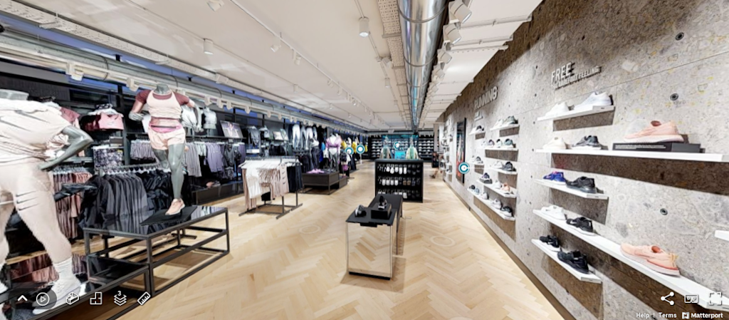 Natte sneeuw Minnaar Eerbetoon Stroll through the Nike store in Milan | Matterport