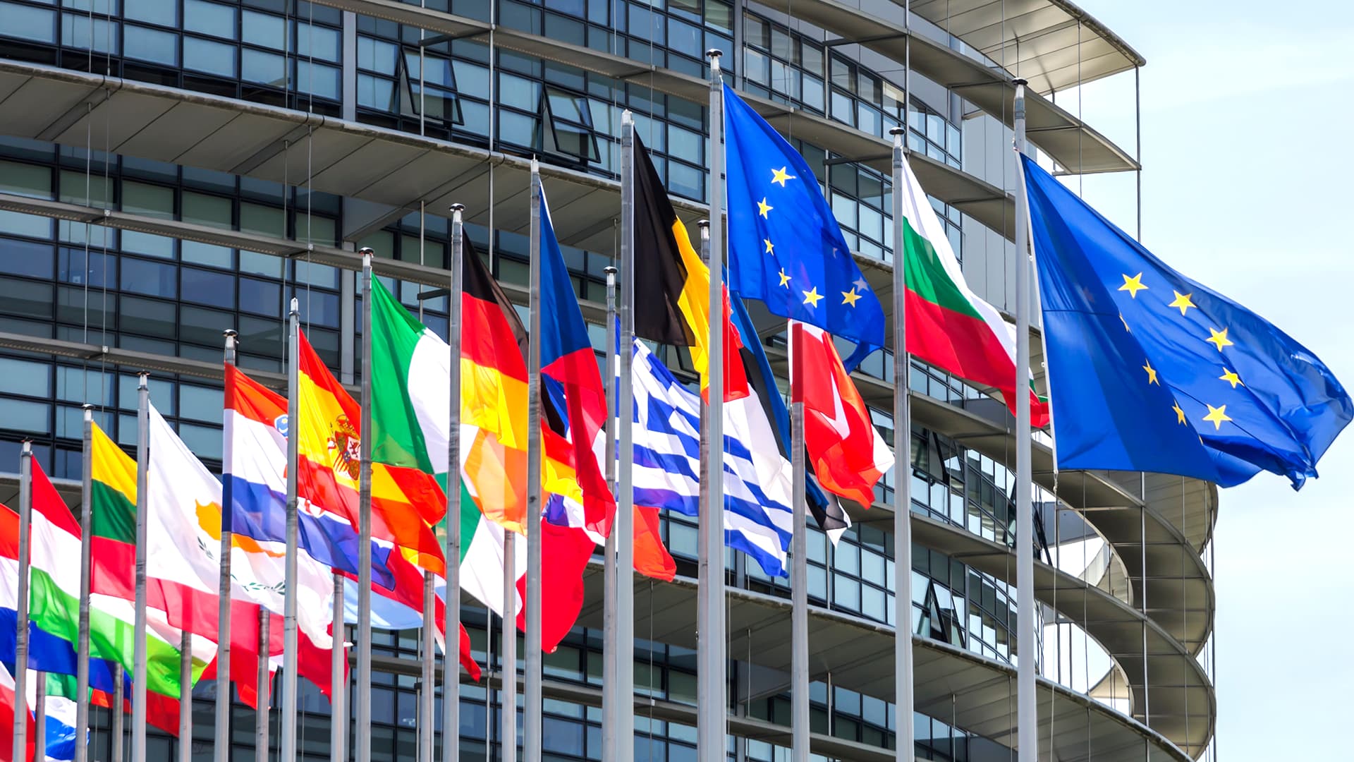 Comparing the Top 5 European Residency by Investment Programmes in 2025