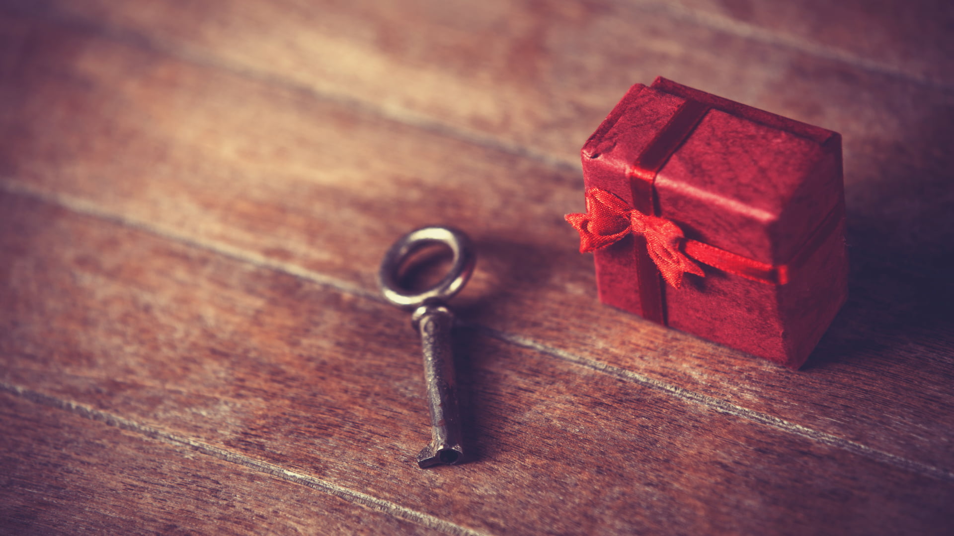 Revocable Trust vs Irrevocable Trust: The Key Differences Explained