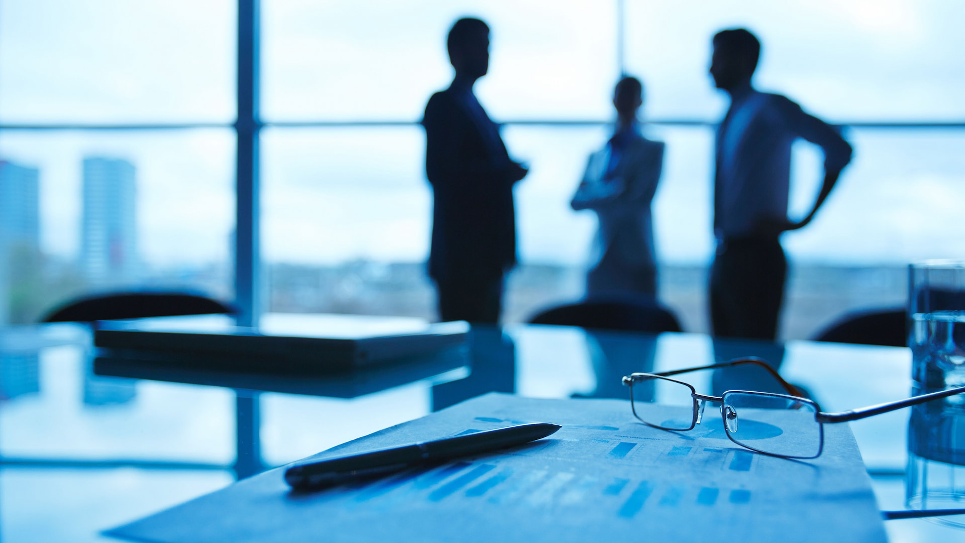 Managing a Riyal Salary When Your Costs Are in Another Currency