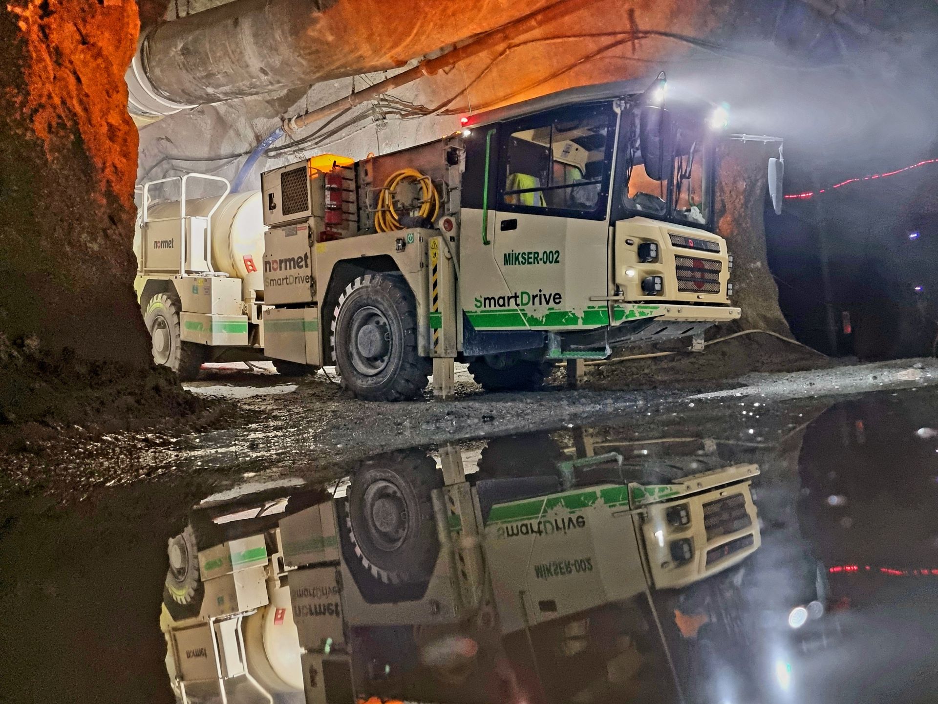 Utimec MF 500 Transmixer SD Working Underground - 2