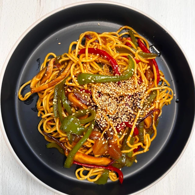 Noodles con verduras agridulces