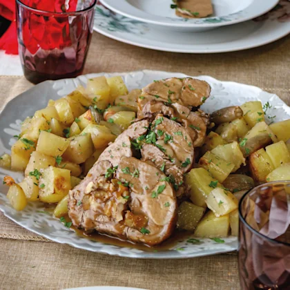 Pierna de cordero deshuesada al horno