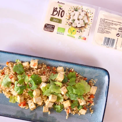 Arroz con tofu y verduritas