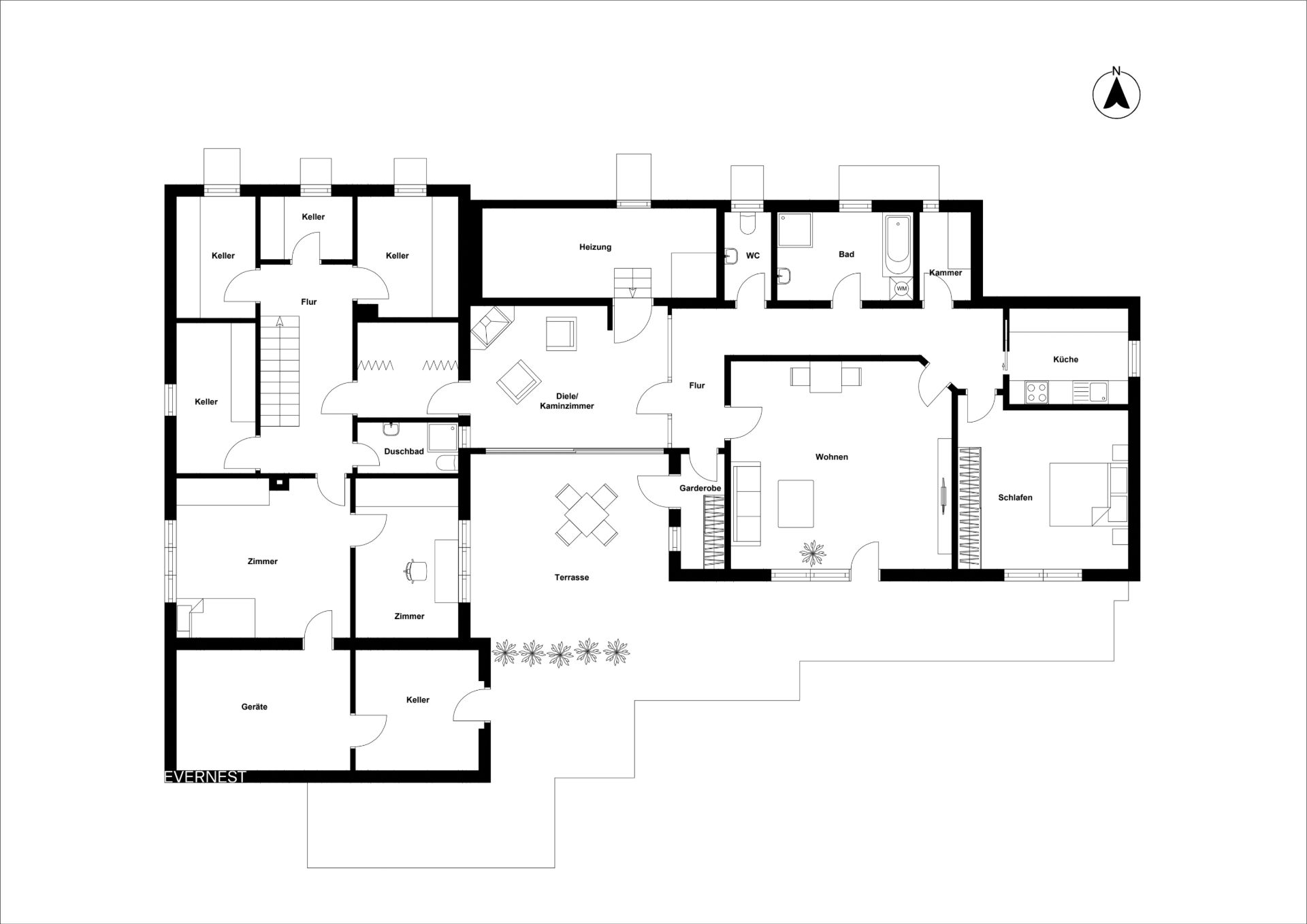 Grundriss eines Wohnhauses mit mehreren Zimmern, Küche, Bad, Keller und Terrasse.