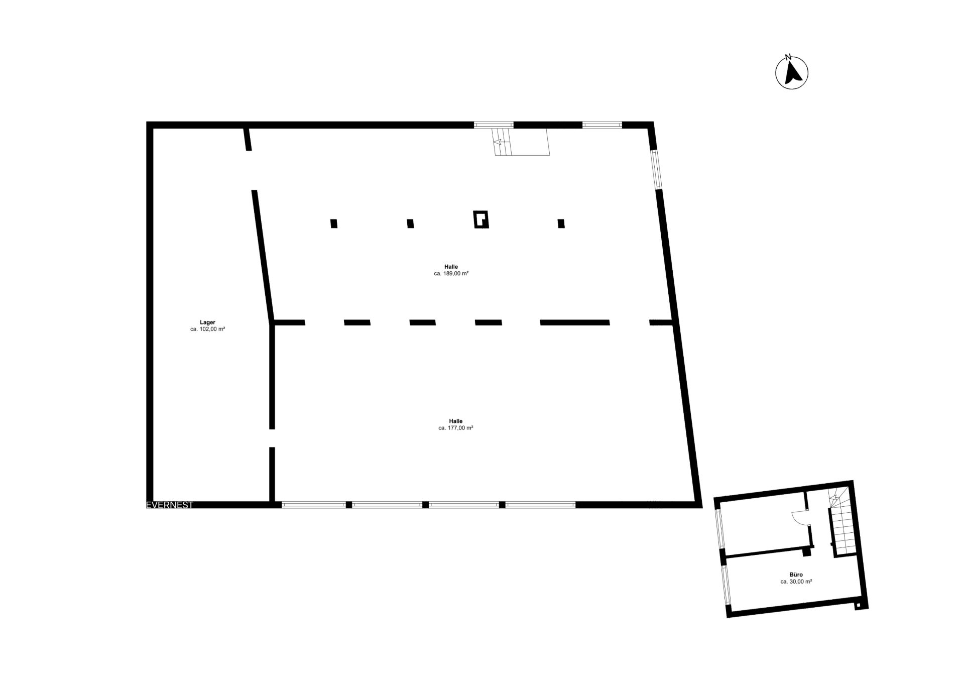 Schwarz-weißer Grundriss mit zwei Hallen, einem Lagerraum und einem separaten Raum mit Treppe.