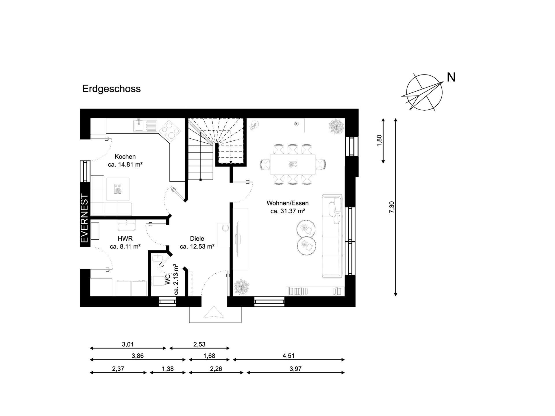 Grundriss des Erdgeschosses mit Küche, Wohn-/Essbereich, Hauswirtschaftsraum und Diele.