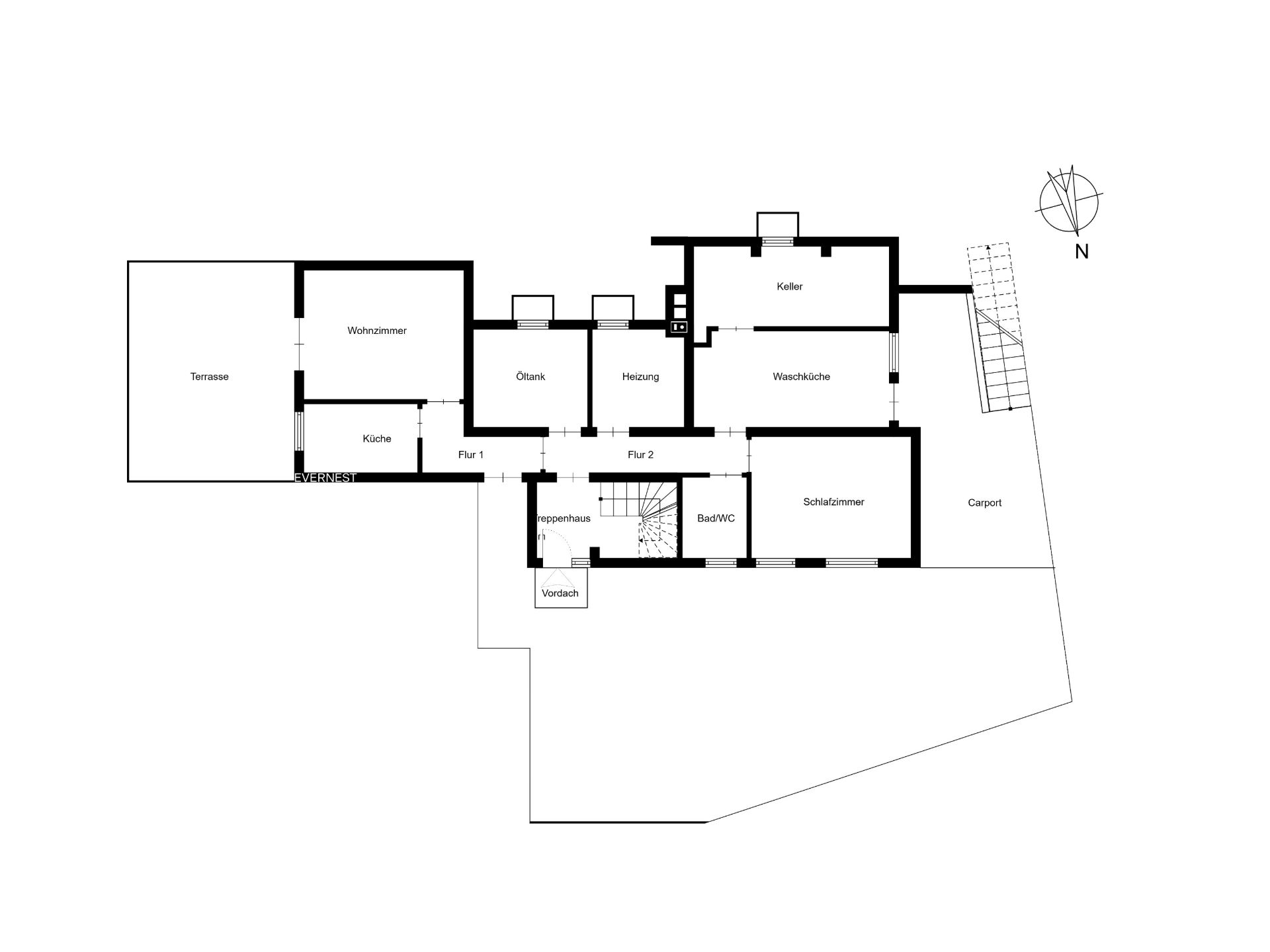 Grundriss eines Wohnhauses mit Terrasse, Wohnzimmer, Küche, Schlafzimmer und mehreren Nebenräumen.