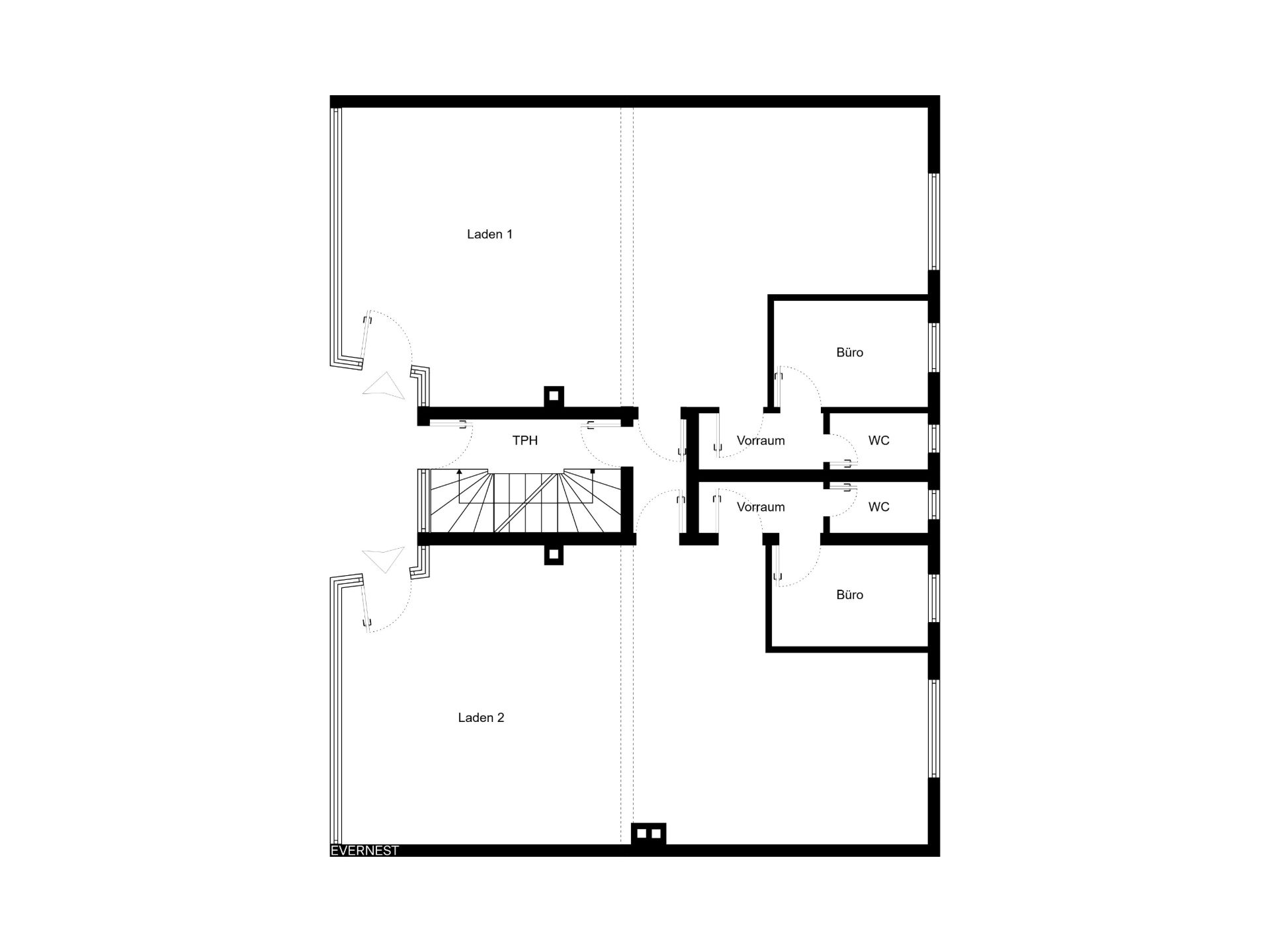 Grundriss mit zwei Ladenflächen, zwei Büros, zwei WCs, Vorräumen und Treppenhaus in der Mitte.