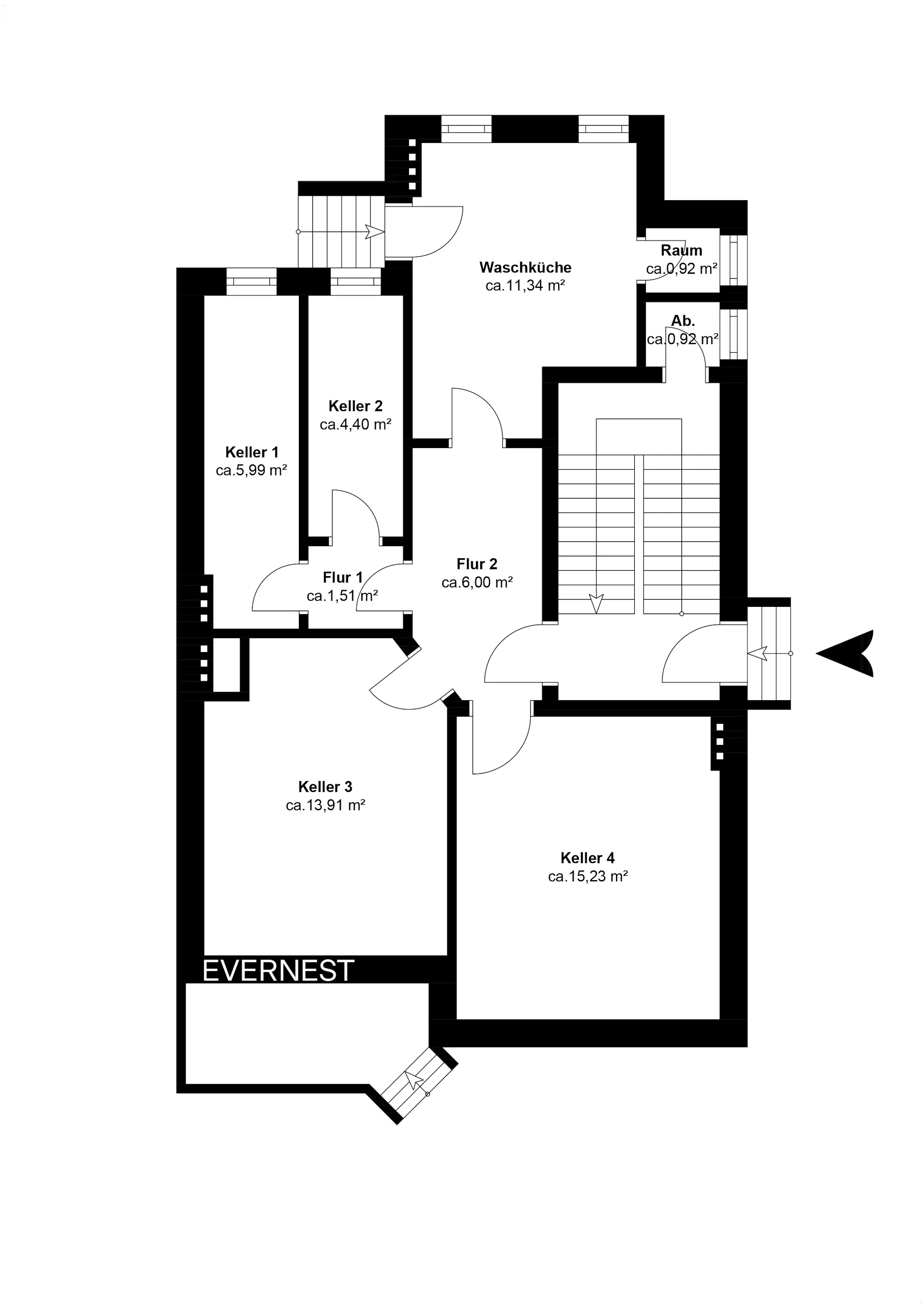 Grundriss eines Kellers mit vier Kellerräumen, Waschküche und Fluren.