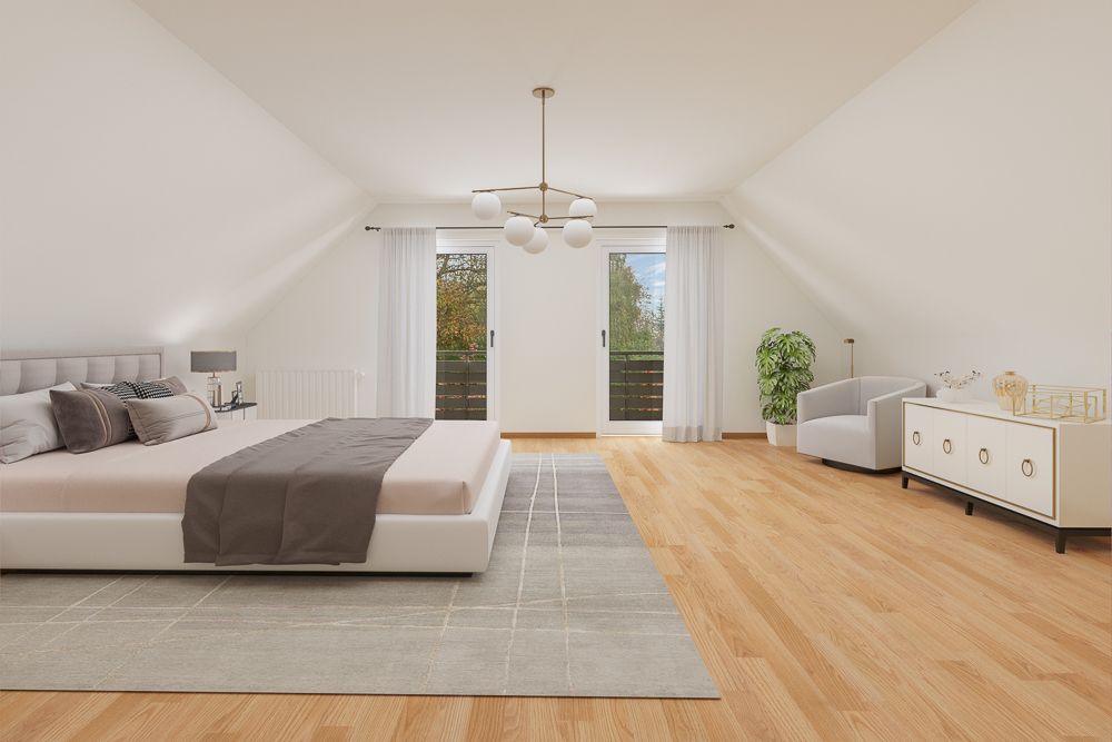 Modernes Schlafzimmer mit großem Bett, Holzfußboden, Balkonblick und Sitzbereich.