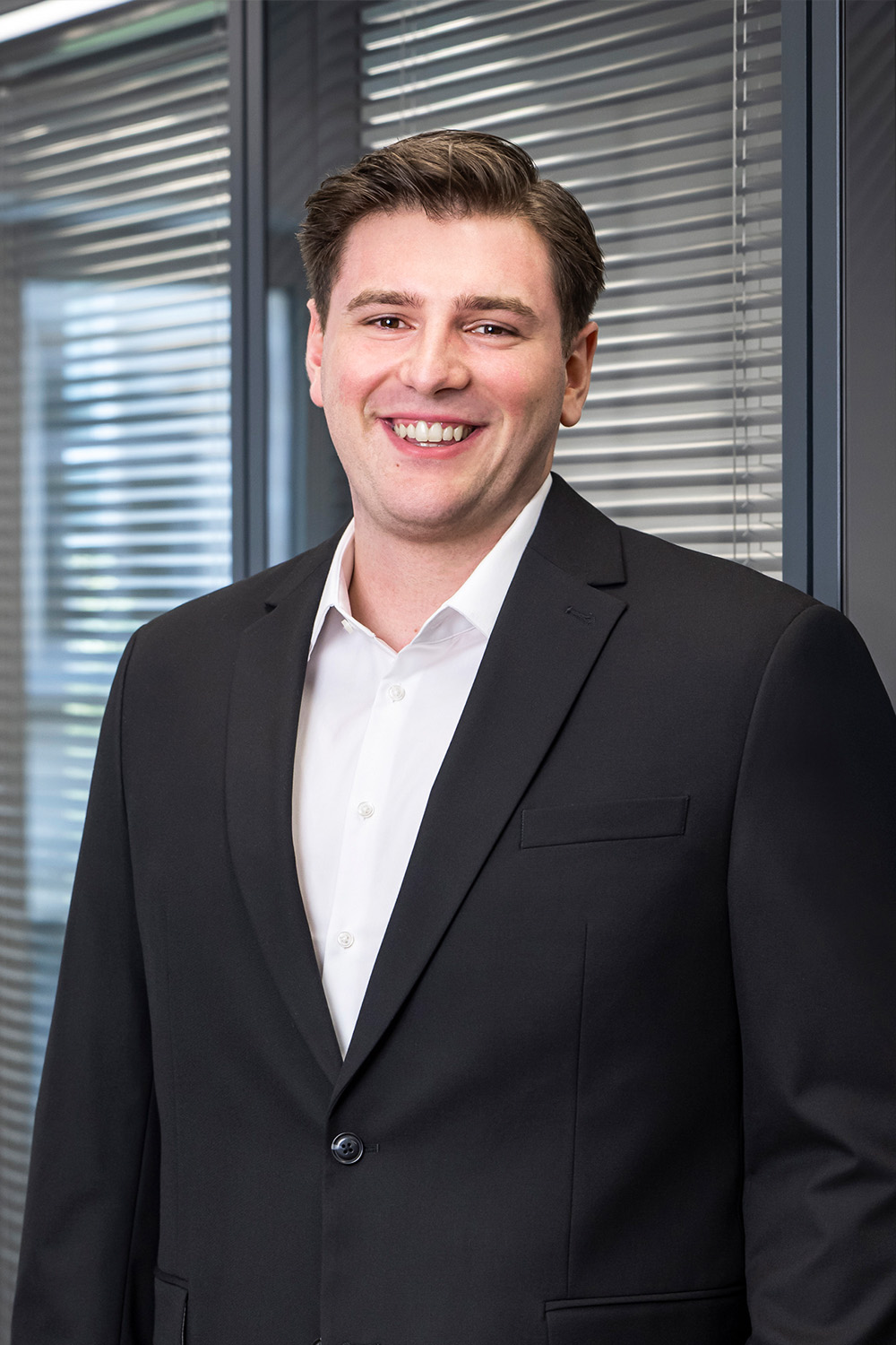 Nils Karg - Selbstständiger Immobilienmakler - Evernest Frankfurt