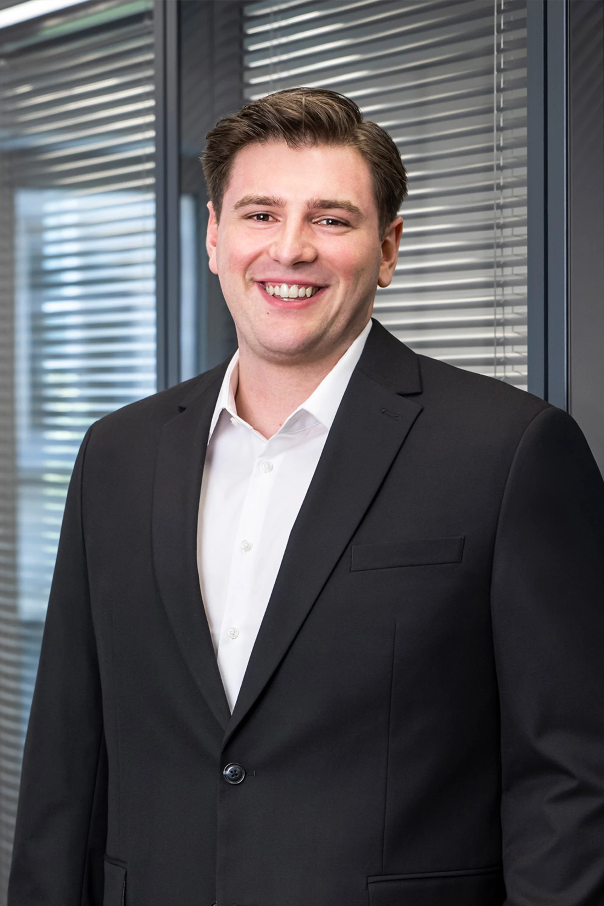 Nils Karg - Selbstständiger Immobilienmakler - Evernest Frankfurt