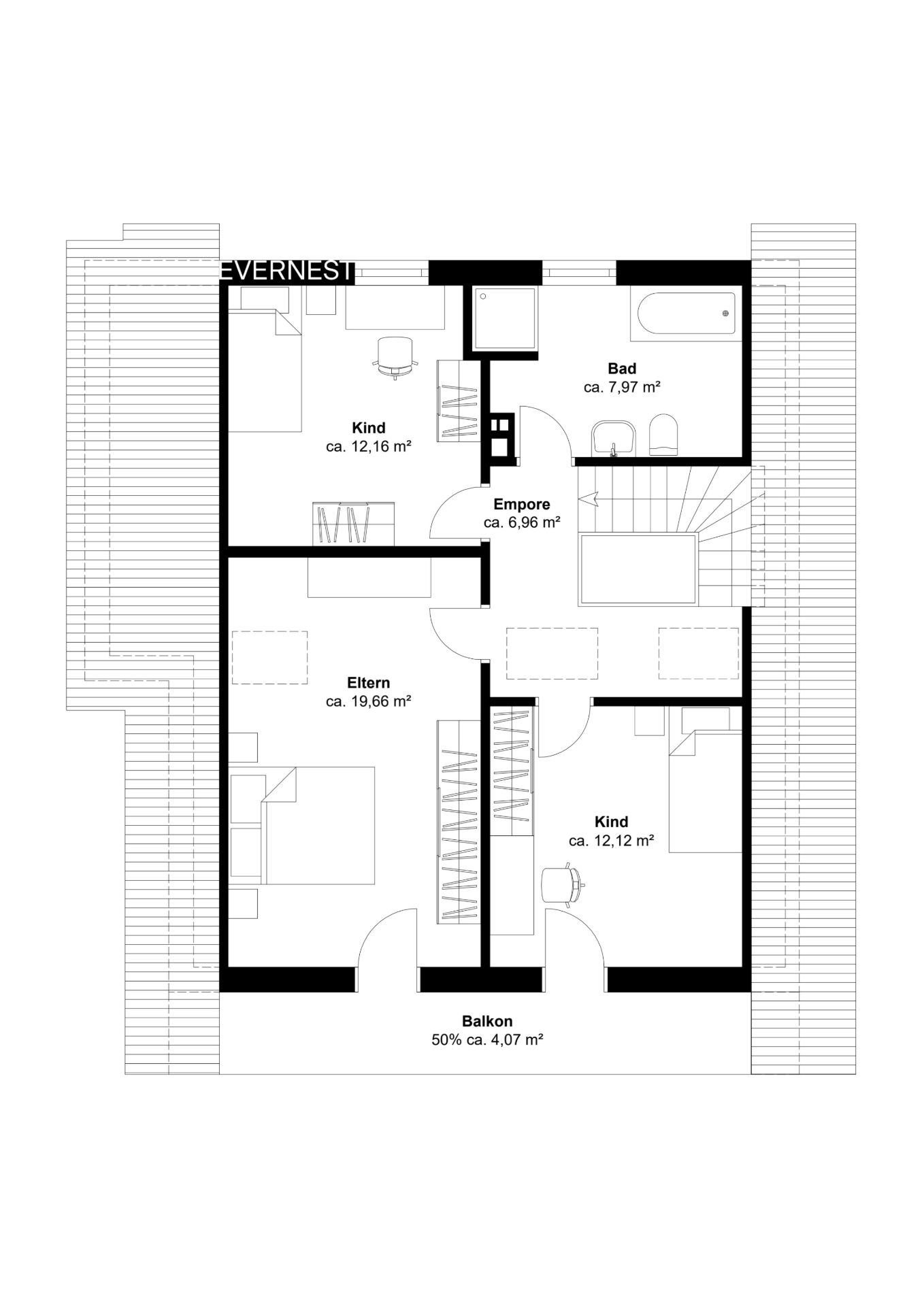 Grundriss mit zwei Kinderzimmern, Elternzimmer, Bad, Empore und Balkon.