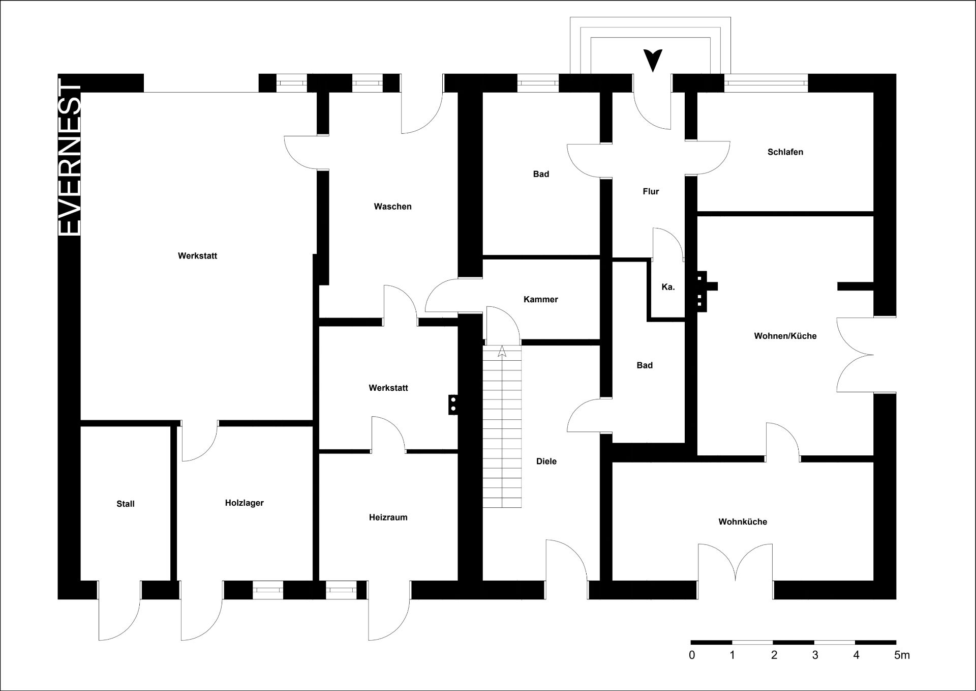 Grundriss eines Wohnhauses mit Werkstatt, Stall, Waschen, Heizraum, Bädern, Schlafzimmer und Wohnküche.