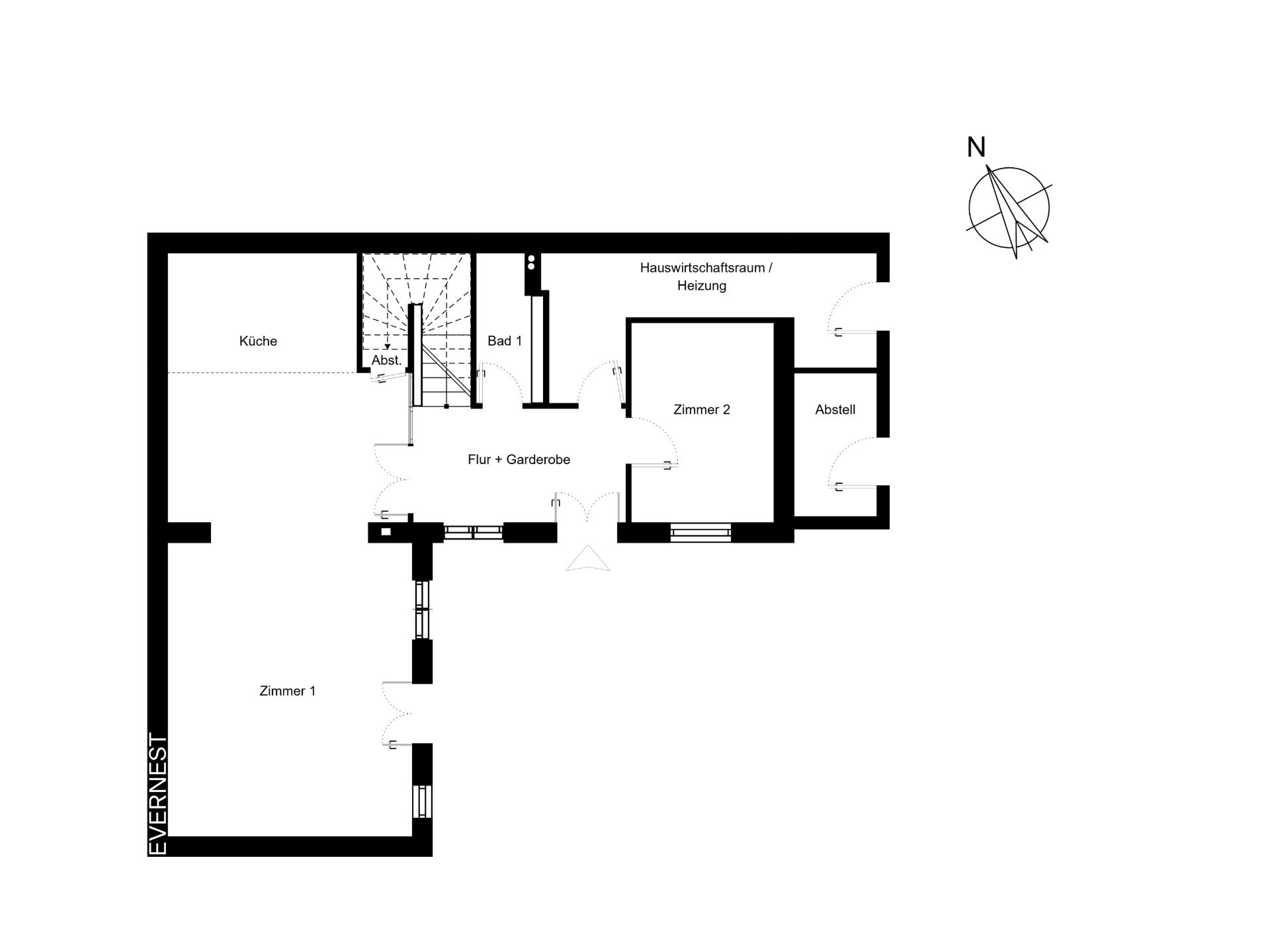 Grundriss mit Küche, Bad, Flur, Zimmern, Hauswirtschaftsraum und Abstellraum.